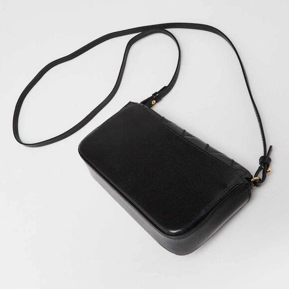 Givenchy Black Quilted Leather GV3 Crossbody Bag - Picture 3 of 11